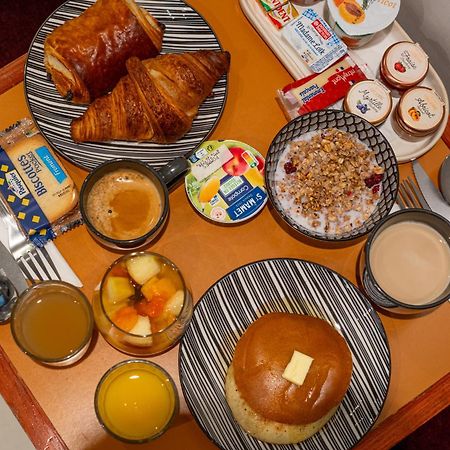 פריז Hotel La Perle Montparnasse מראה חיצוני תמונה