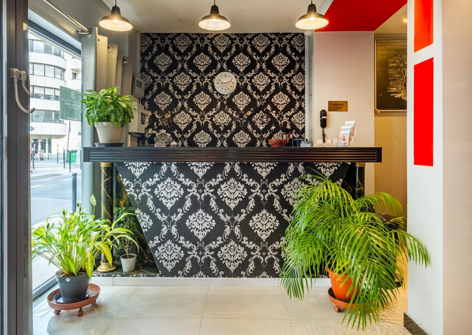 פריז Hotel La Perle Montparnasse מראה חיצוני תמונה